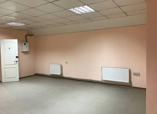 комерційна нерухомість, 132,00 кв.м., Паркова вул. — фото 3