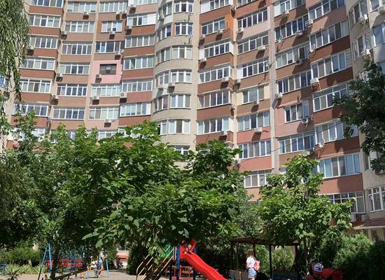 4-кімнатна квартира, 162,00 м², Левітана вул. — фото 3