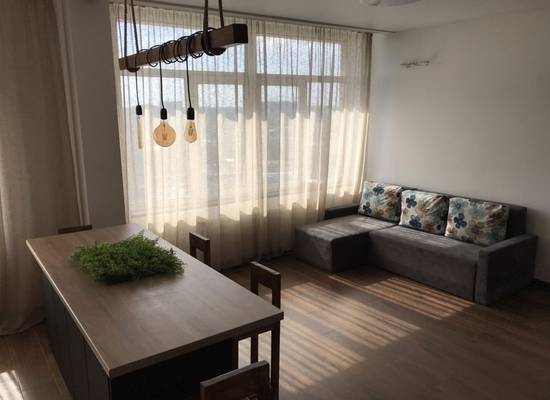3-кімнатна квартира, 74,00 м², Средняя улица — фото 1