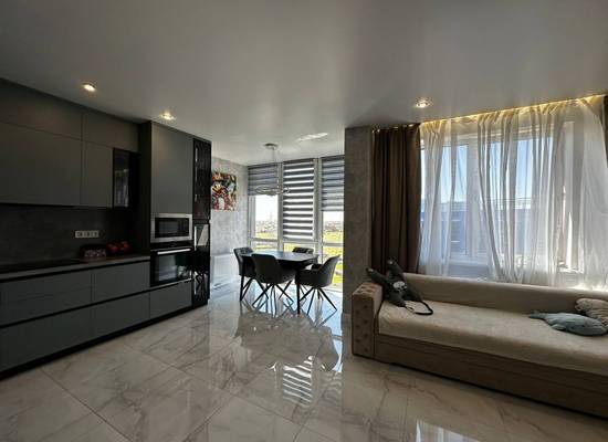 2-комнатная квартира, 77,00 м², Жукова Маршала просп. (Небесної Сотні) — фото 1